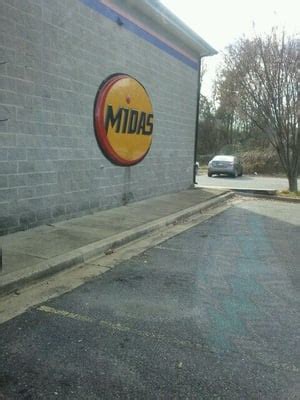 MIDAS Tire Dealership in PASADENA .